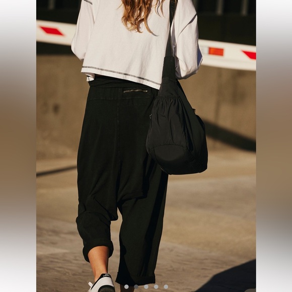 Free People Movement Hot Shot Harem Pants NWT Washed Black Size S - Picture 10 of 11